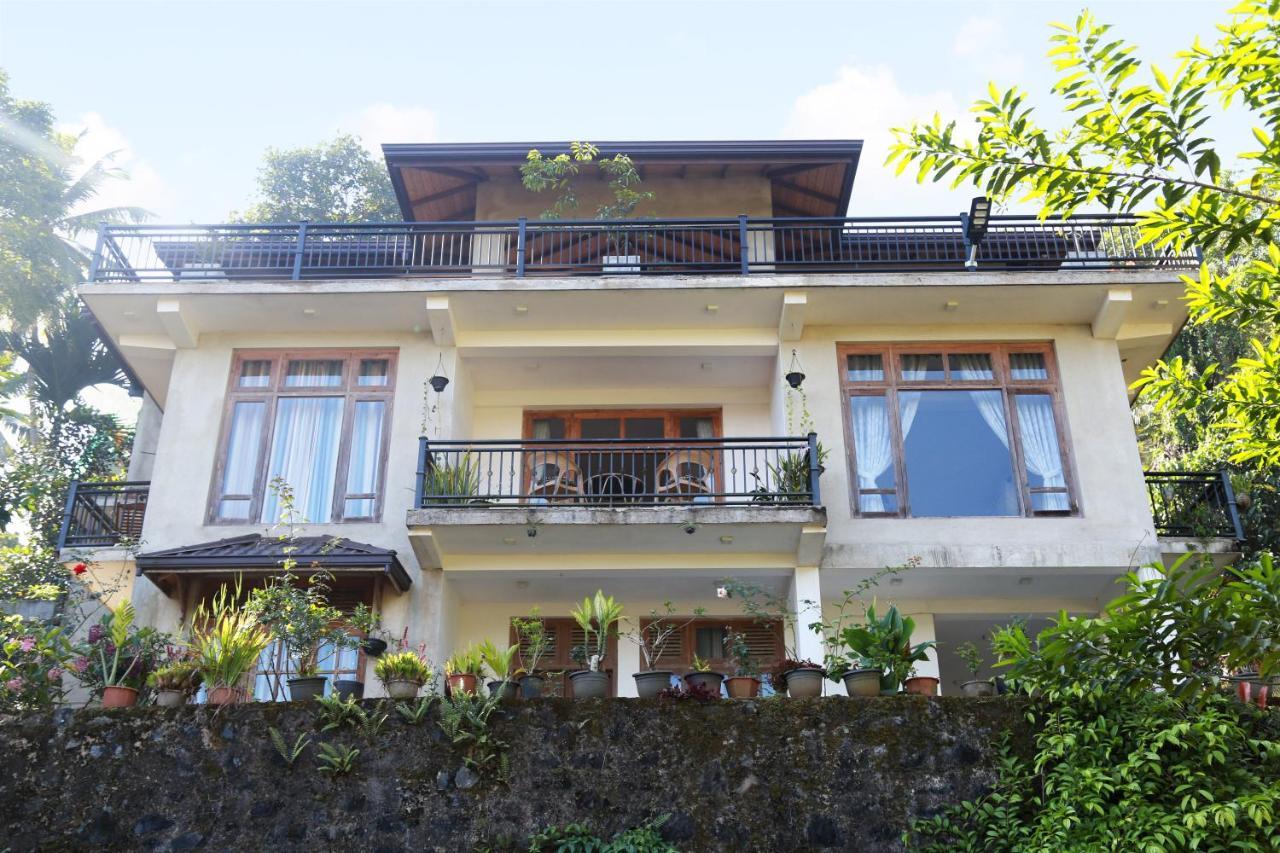 Chathu Holiday Home Kandy Exterior photo